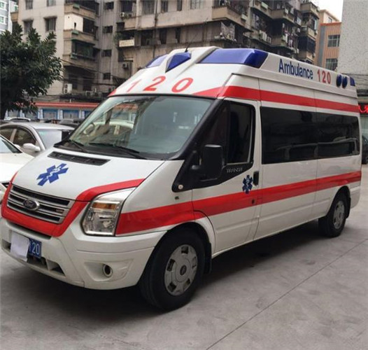 阎良信赖我们的救护车出租,让转院不再艰难
